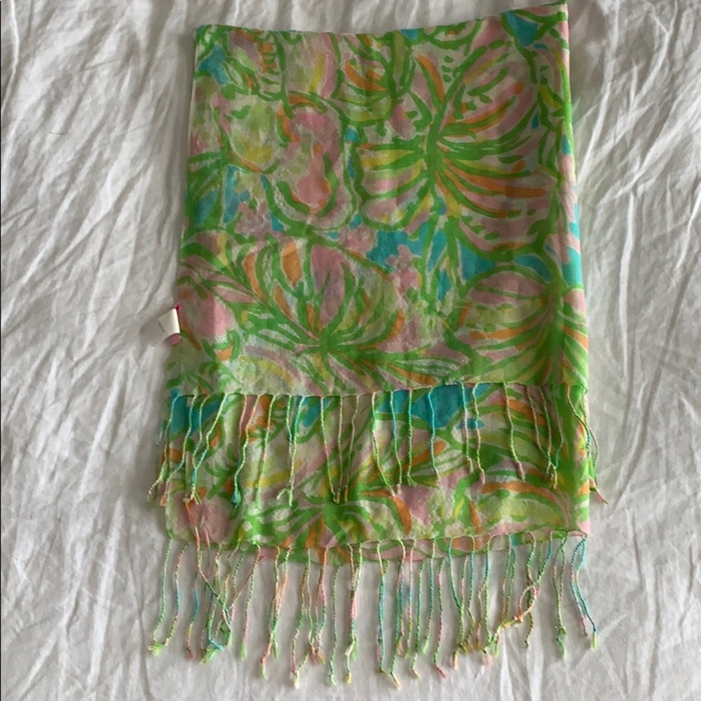 Lilly Pulitzer murfee scarf